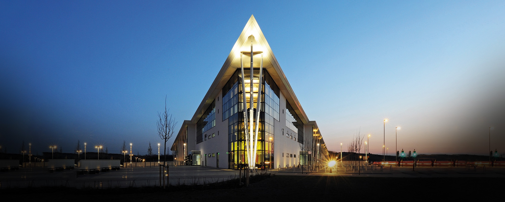 Photo of the Castleford College building at night